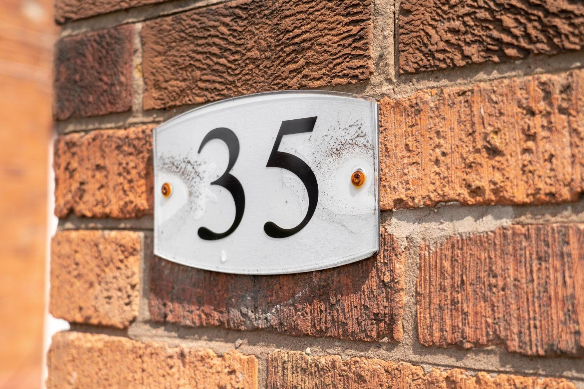 Exclusive Deals L Last-Minute Reserve L Townhouse With Sleeps 6 L Braunstone Town , Leicester L By Zen Nights Short Lets & Serviced Accommodations Esterno foto